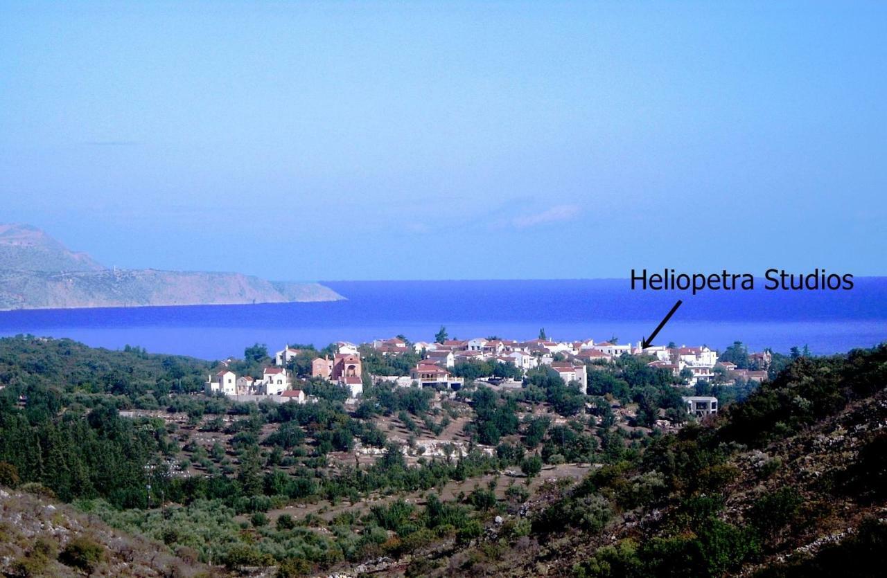 Heliopetra Independant Studios -Village Close To Beaches -Sharing A Large Pool Koprana 외부 사진